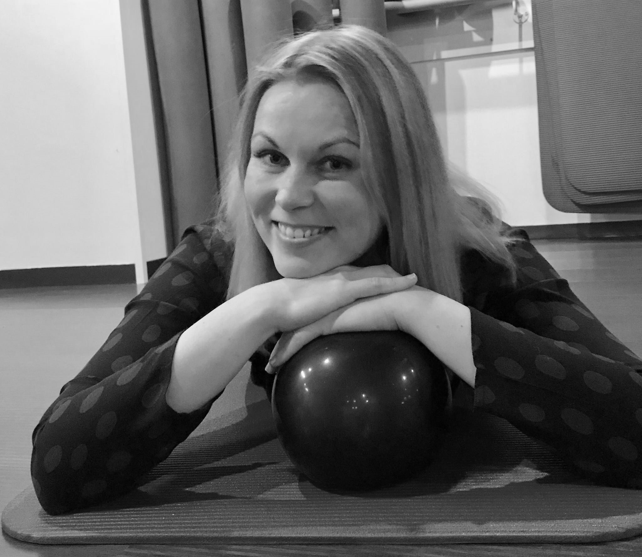 Paula tutkimusmatkalla omaan kehoon - Efector Pilates Studio